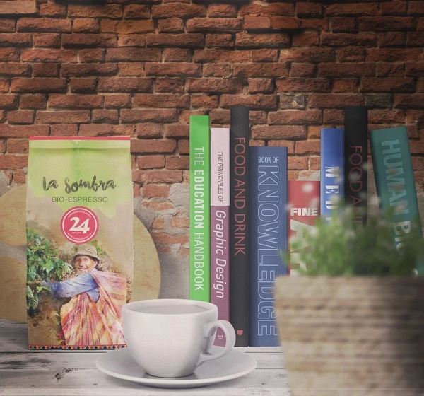 KaffeeShop 24 La Sombra Bio Espresso Verpackung – nachhaltiges Design mit Gemüsefarben bedruckt